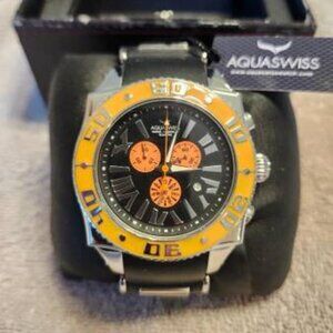AQUA-SWISS DIVERS CHRONOGRAPH WATCH